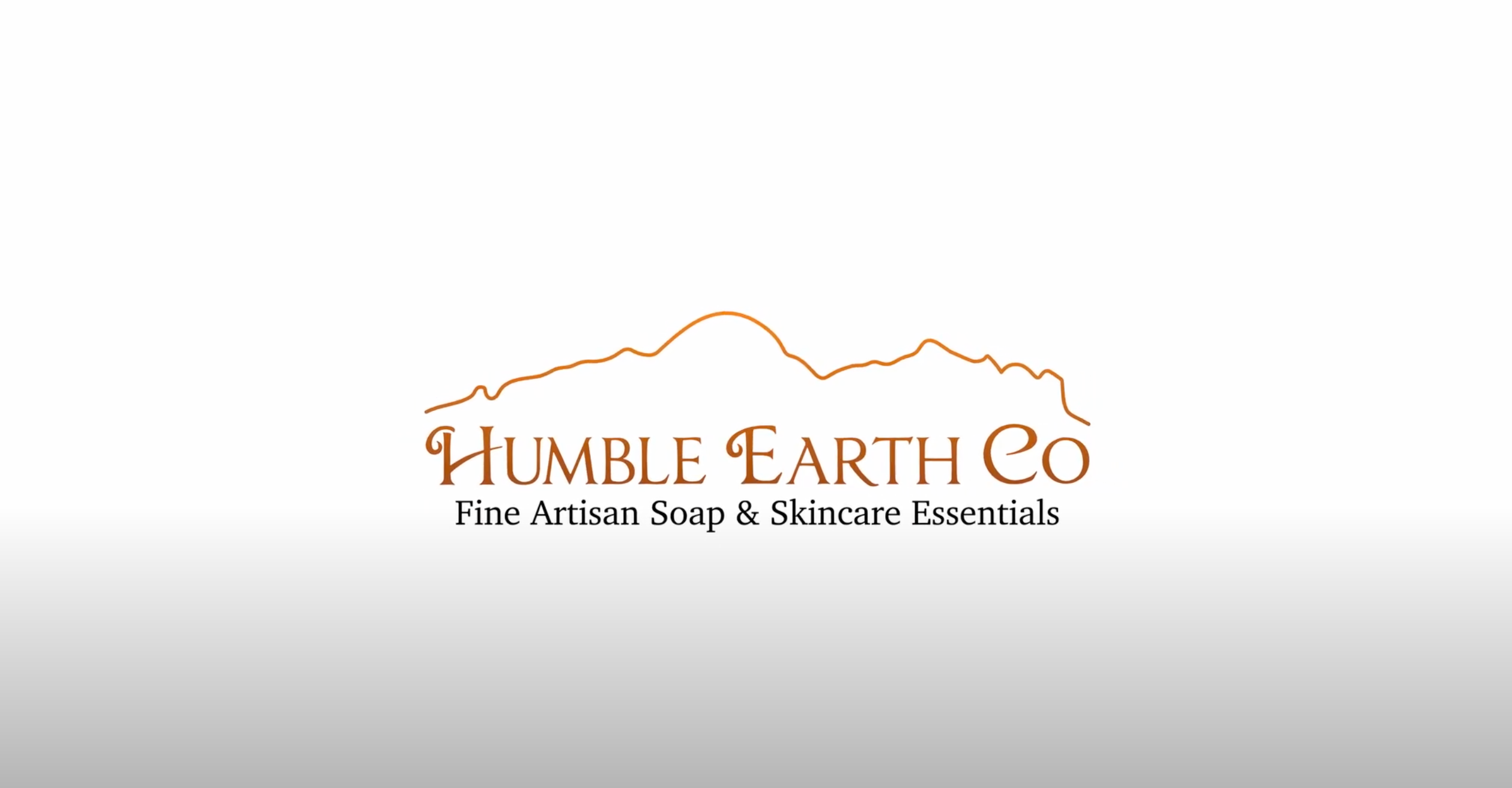 Cargar video: Humble Earth Company Artisan Hecho a mano en loción de jabón de Arizona